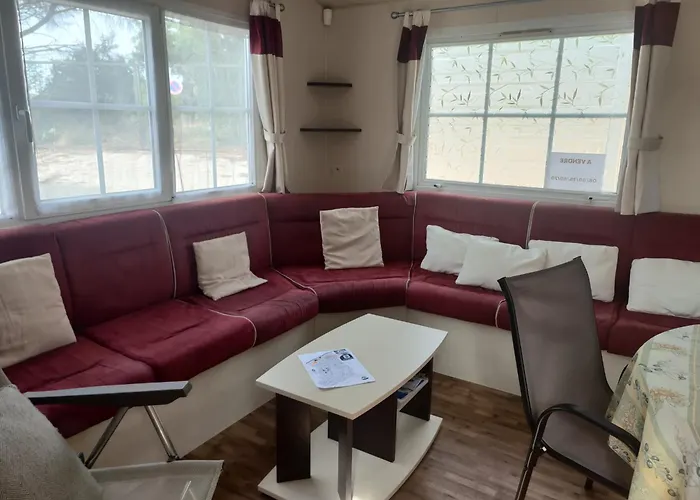 캠프장 Mobilhome Residentiel 가신