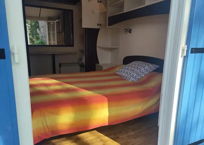 Mobilhome Residentiel Camping *